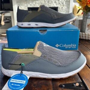 Columbia shoes men’s 8.5 NIB